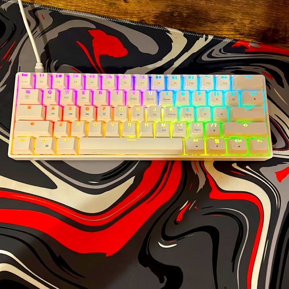 Gaming setup - Picture 3 of 6